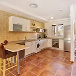 Premium Family House Apartman